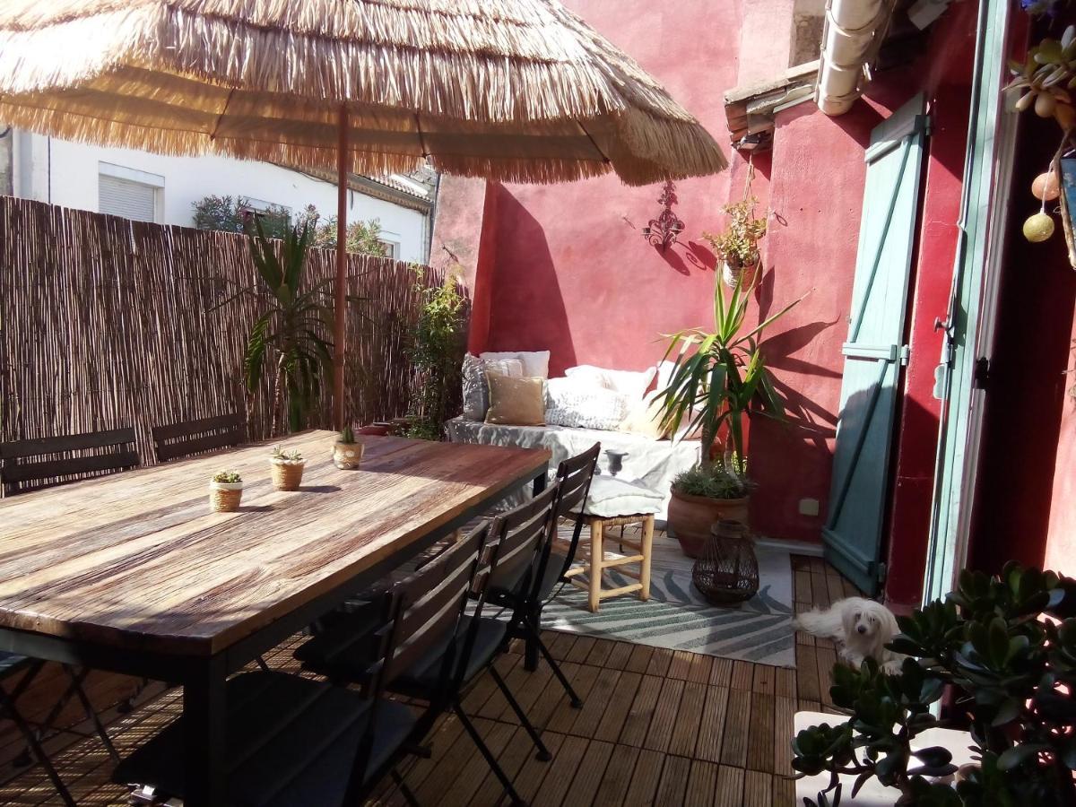 La Maison Perchee Aigues-Mortes Exteriör bild