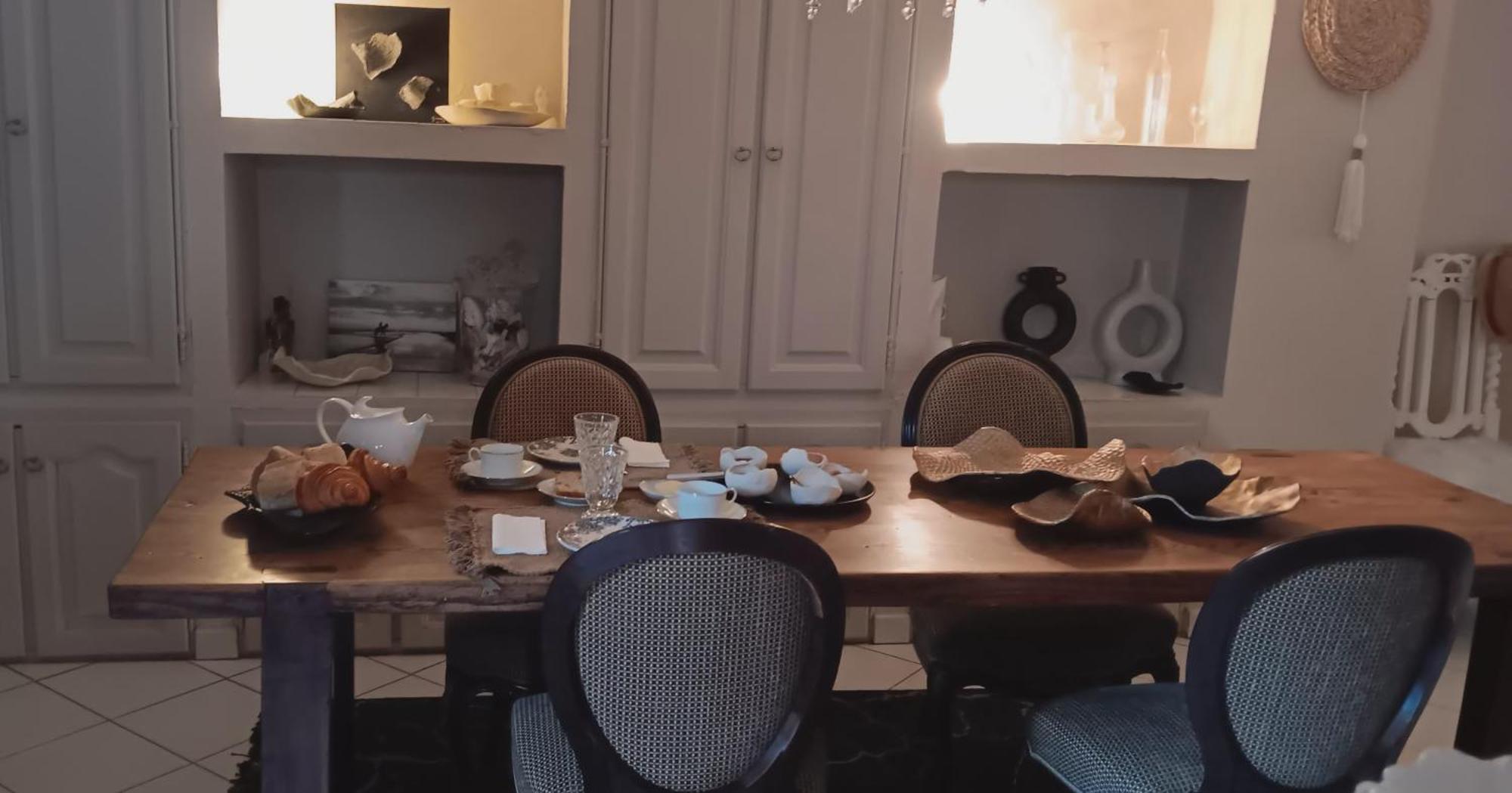 La Maison Perchee Aigues-Mortes Exteriör bild